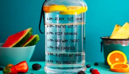 被苏亚雷斯吐口水的西雅图海湾人工作人员：我本以为他会咬我