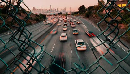 被苏亚雷斯吐口水的西雅图海湾人工作人员：我本以为他会咬我